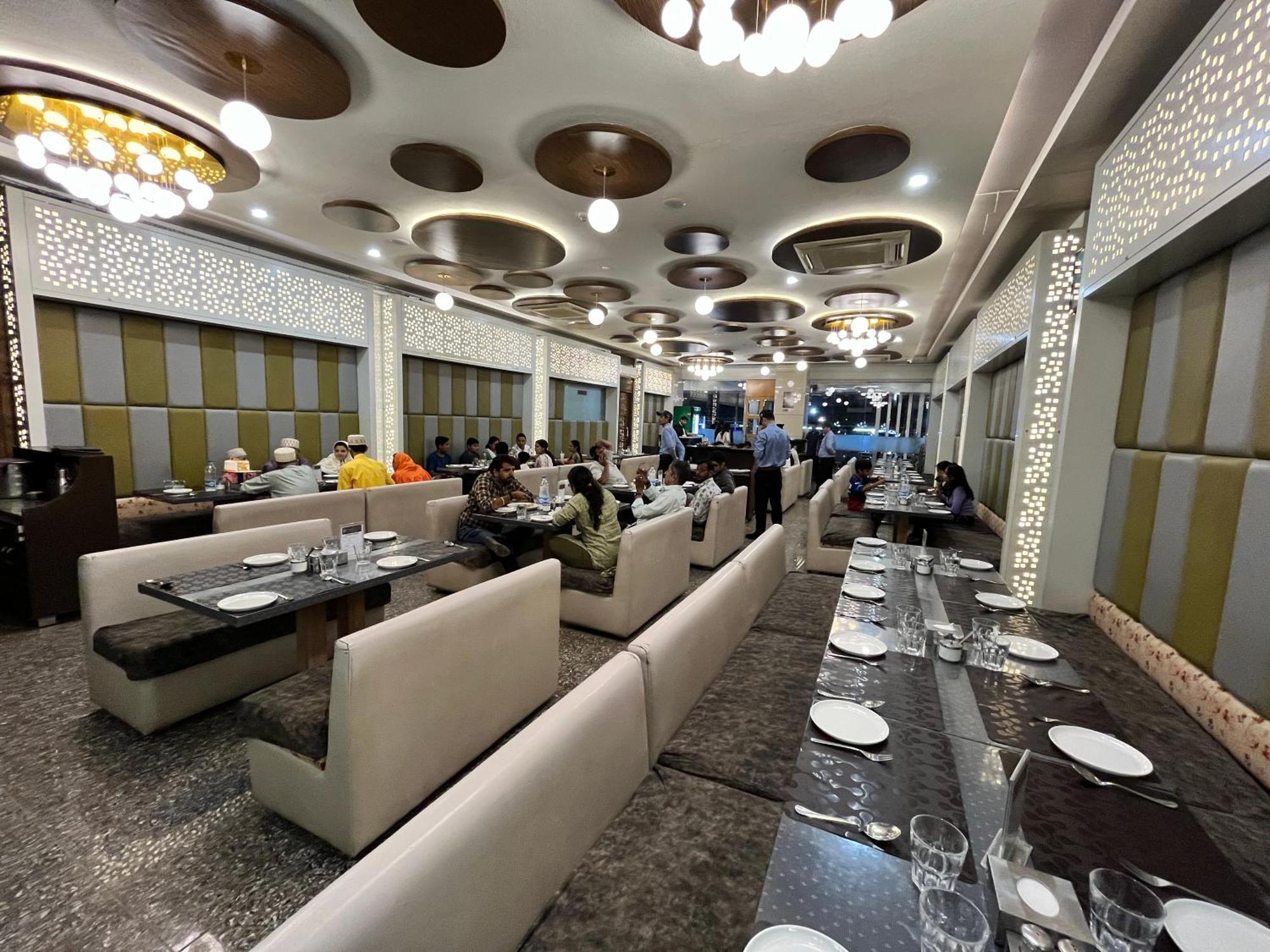 Hotel Grand Darshan Vadodara Exterior photo